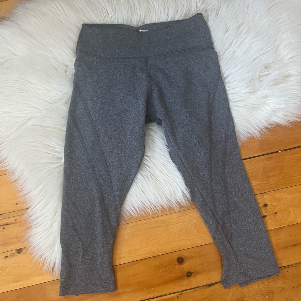 Marika spandex capris